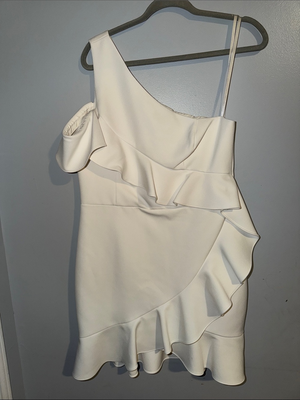 Off-white One Shoulder Dress with side sleeve, and ruffle design
